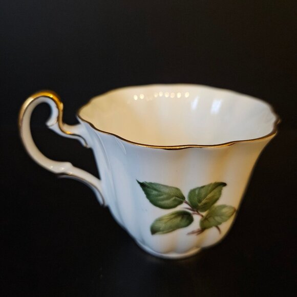 Adderley Fine Bone China Teacup and Saucer Minerve Pattern Yellow Rose England - Picture 6 of 7